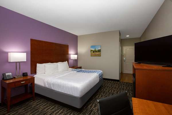  - La Quinta Inn & Suites Tupelo - I-22, Exit 86