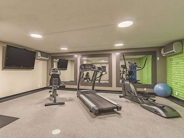 Fitness/ Exercise Room - La Quinta Inn & Suites North Olmsted - I-480, Exit 6