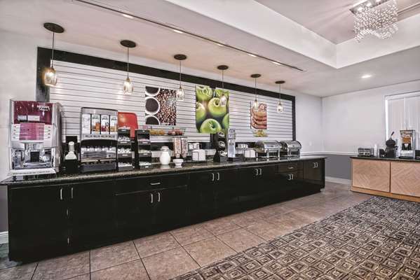  - La Quinta Inn & Suites Cedar Park