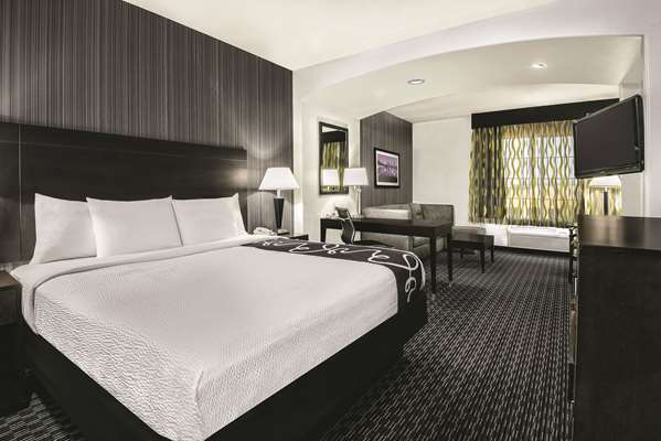  - La Quinta Inn & Suites Cedar Park