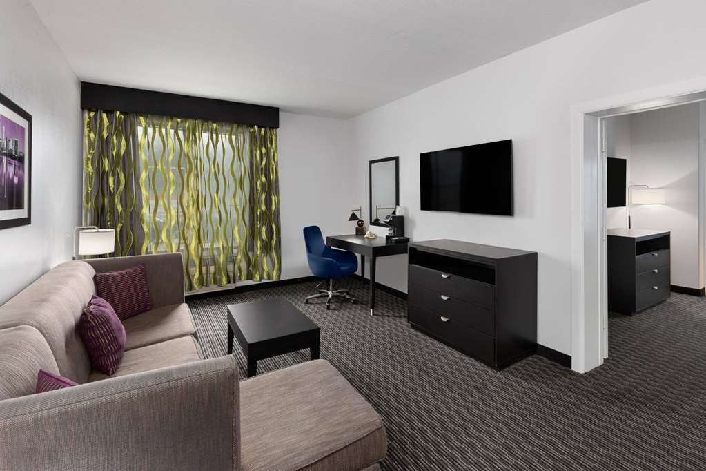 LA QUINTA INN STE AUSTIN CEDAR PARK-guestroom-Guest Room,Suite,On-Site.jpg