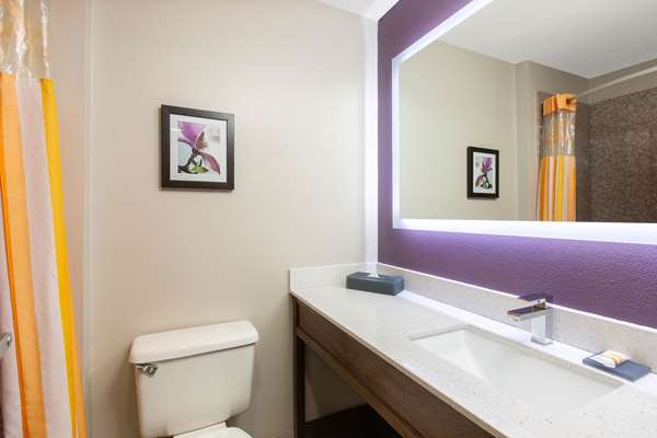  - La Quinta Inn Blue Springs - I-70, Exit 18