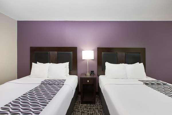  - La Quinta Inn Blue Springs - I-70, Exit 18