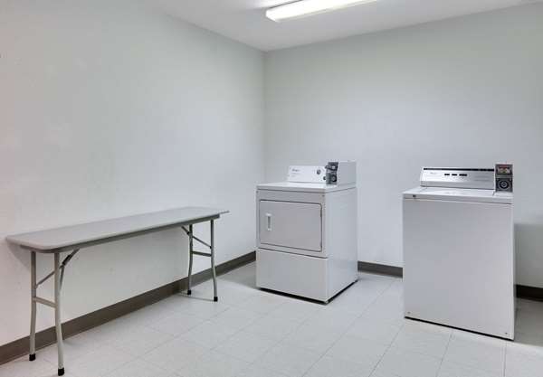 Amenities - La Quinta Inn & Suites Big Spring - I-20, Exit 176 & 177