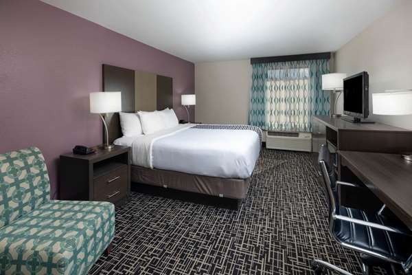  - La Quinta Inn & Suites Snellville