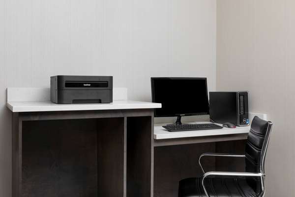 Conference Area - La Quinta Inn & Suites Snellville