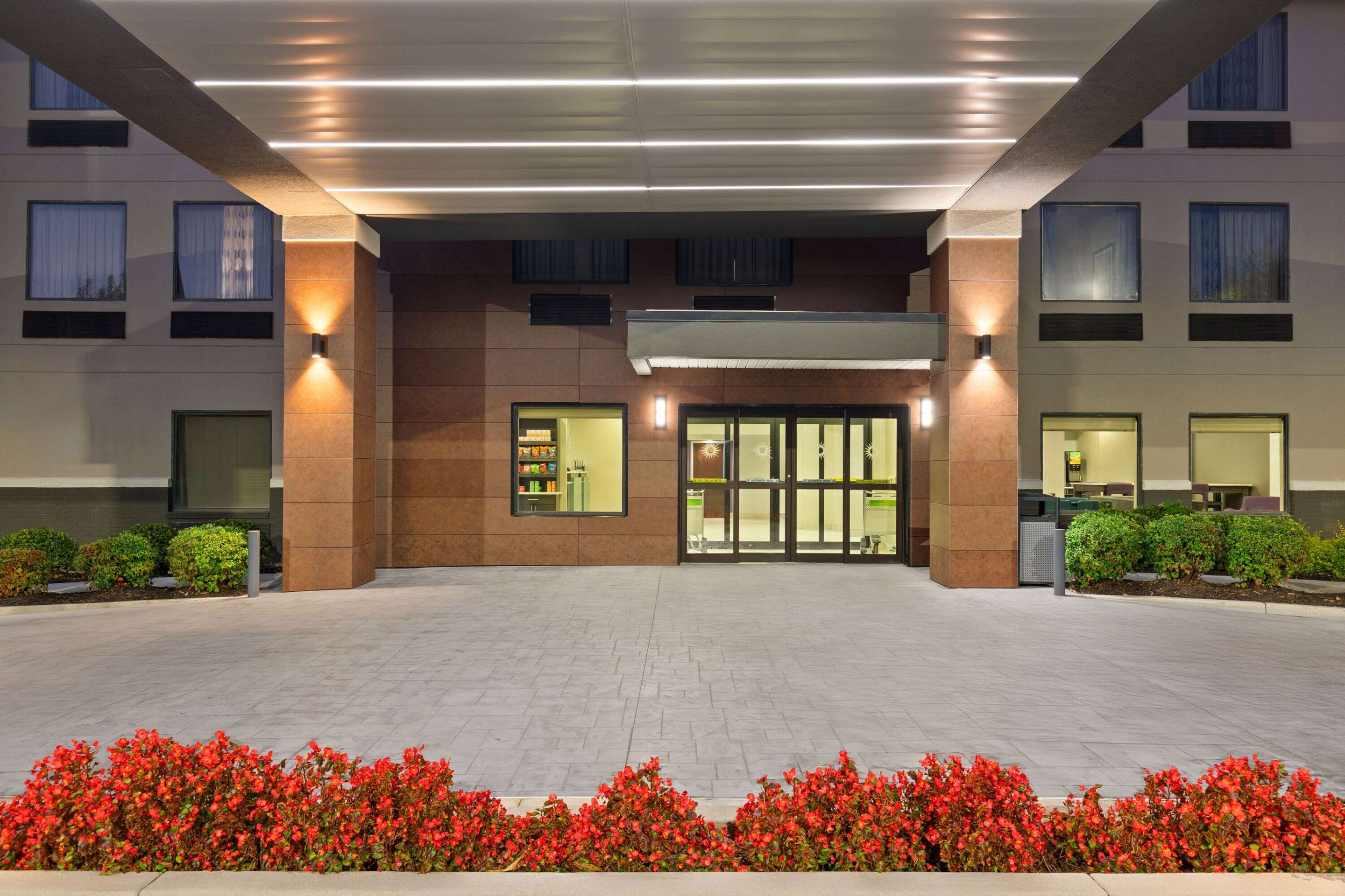 Exterior | La Quinta by Wyndham Snellville - Stone Mountain