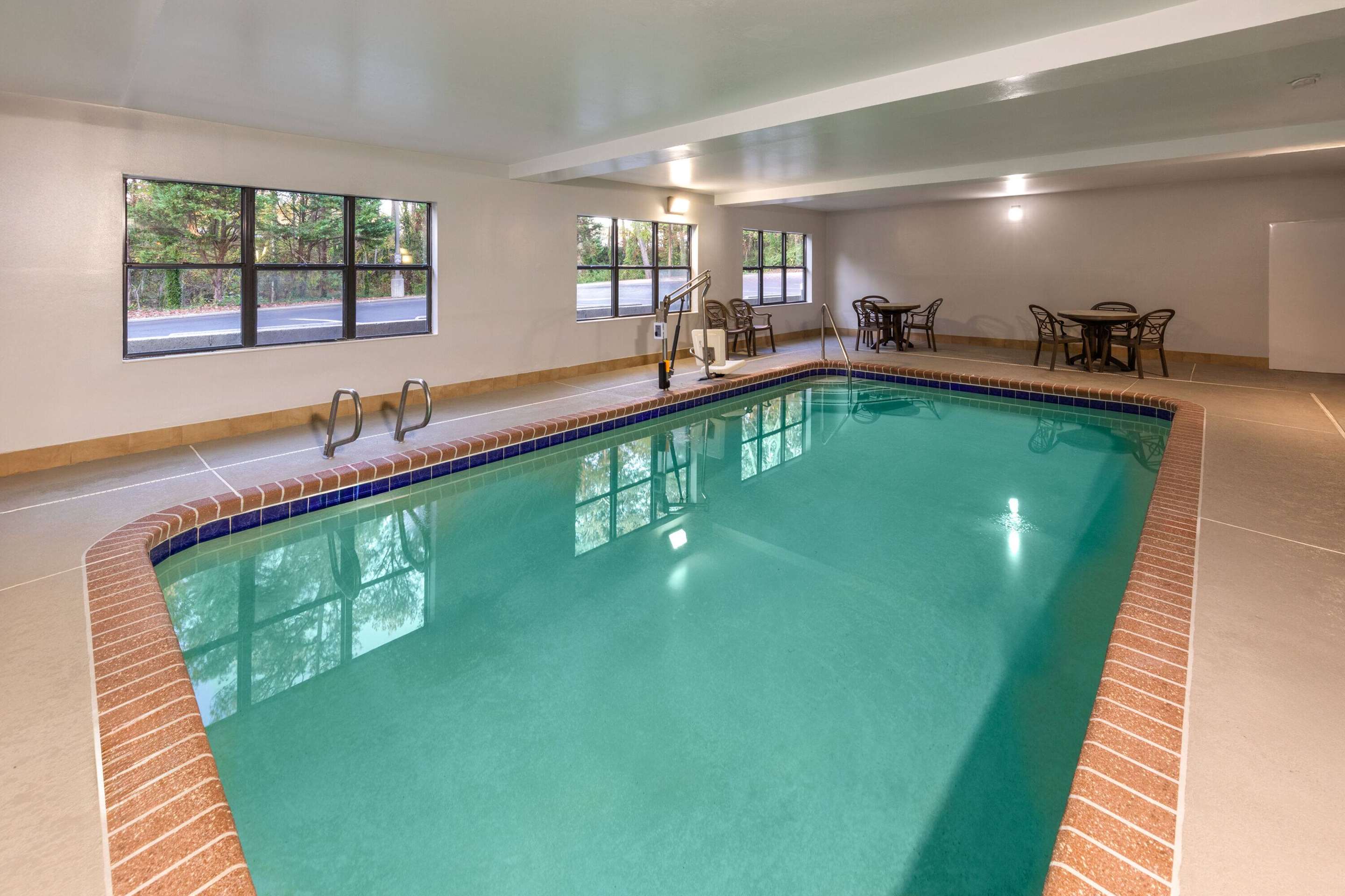 Pool | La Quinta by Wyndham Snellville - Stone Mountain