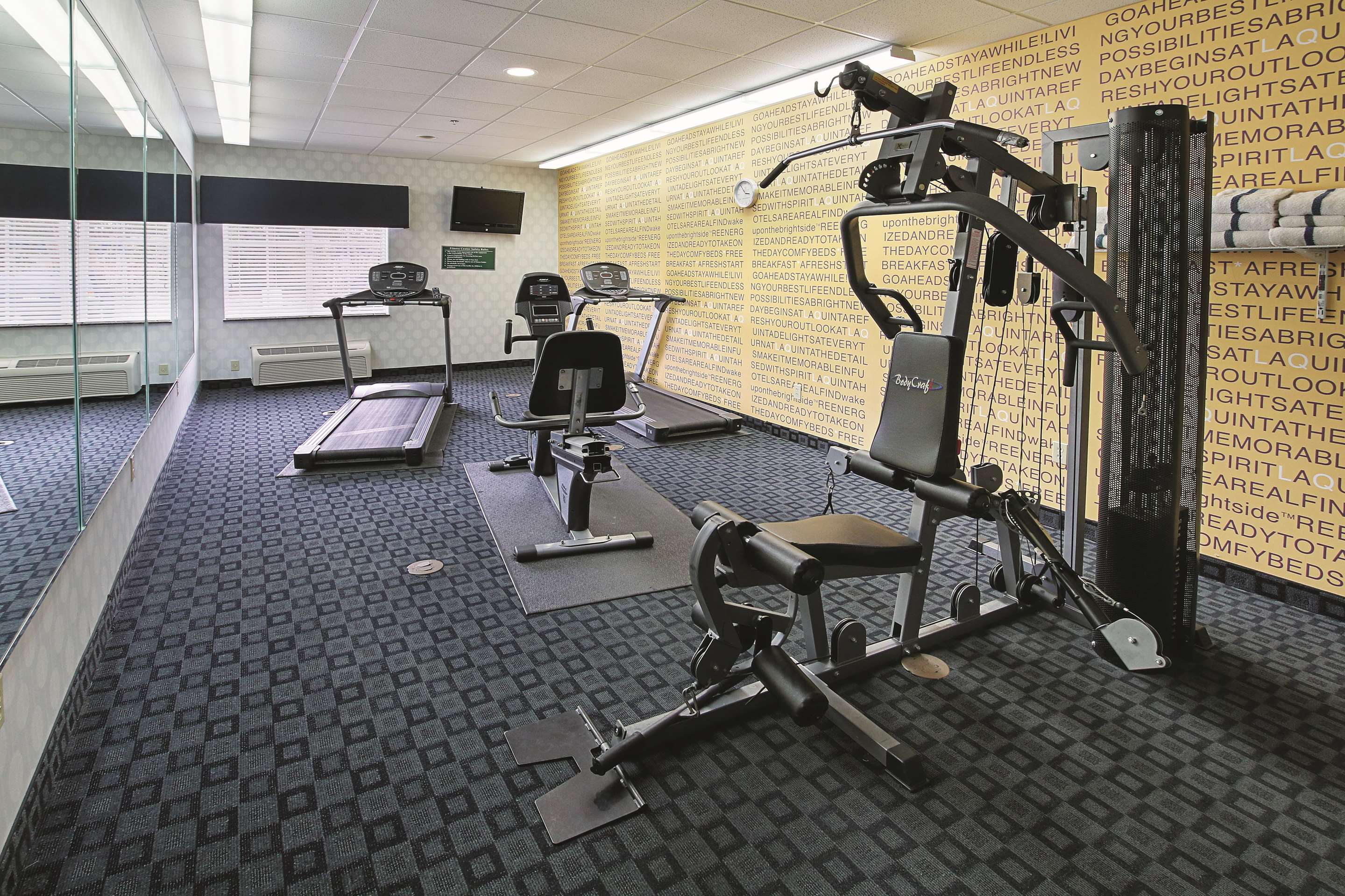 Health club | La Quinta Inn & Suites by Wyndham Dallas - Hutchins