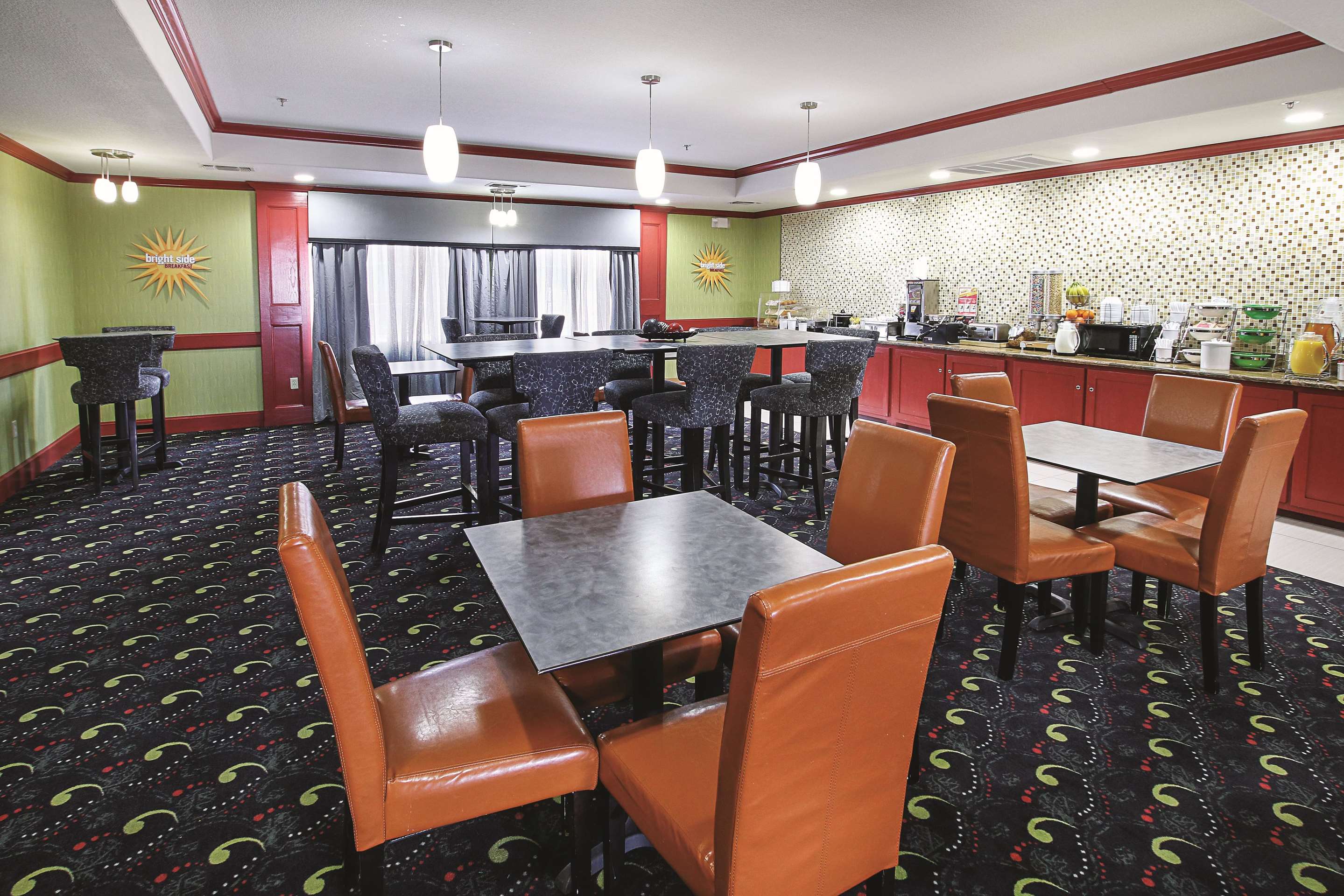 Property amenity | La Quinta Inn & Suites by Wyndham Dallas - Hutchins