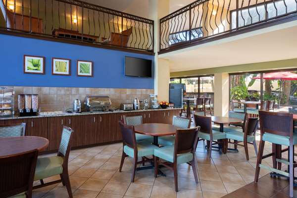  - La Quinta Inn & Suites Cocoa Beach