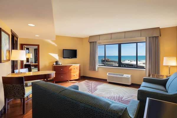 Suite - La Quinta Inn & Suites Cocoa Beach