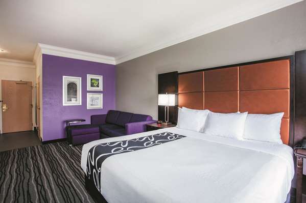 Suite - La Quinta Inn & Suites Dublin - I-580, Exit 45