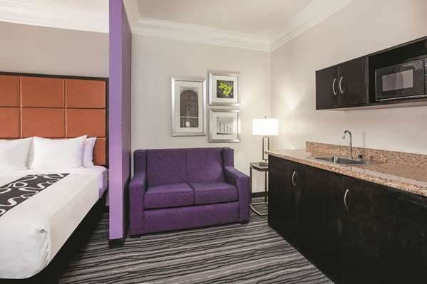 Suite - La Quinta Inn & Suites Dublin - I-580, Exit 45