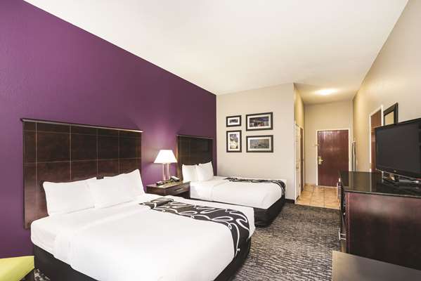  - La Quinta Inn & Suites Jeffersontown - I-64, Exit 17