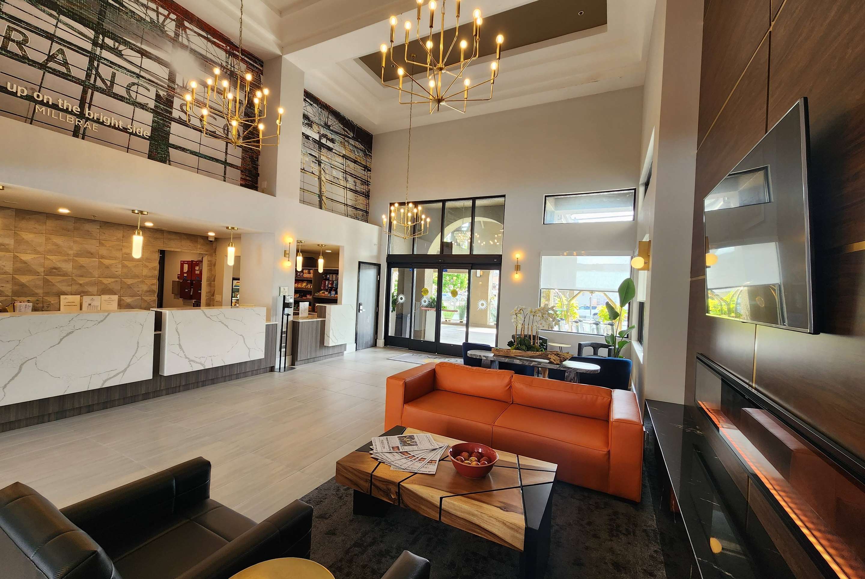 Lobby | La Quinta Inn & Suites by Wyndham San Francisco Airport West