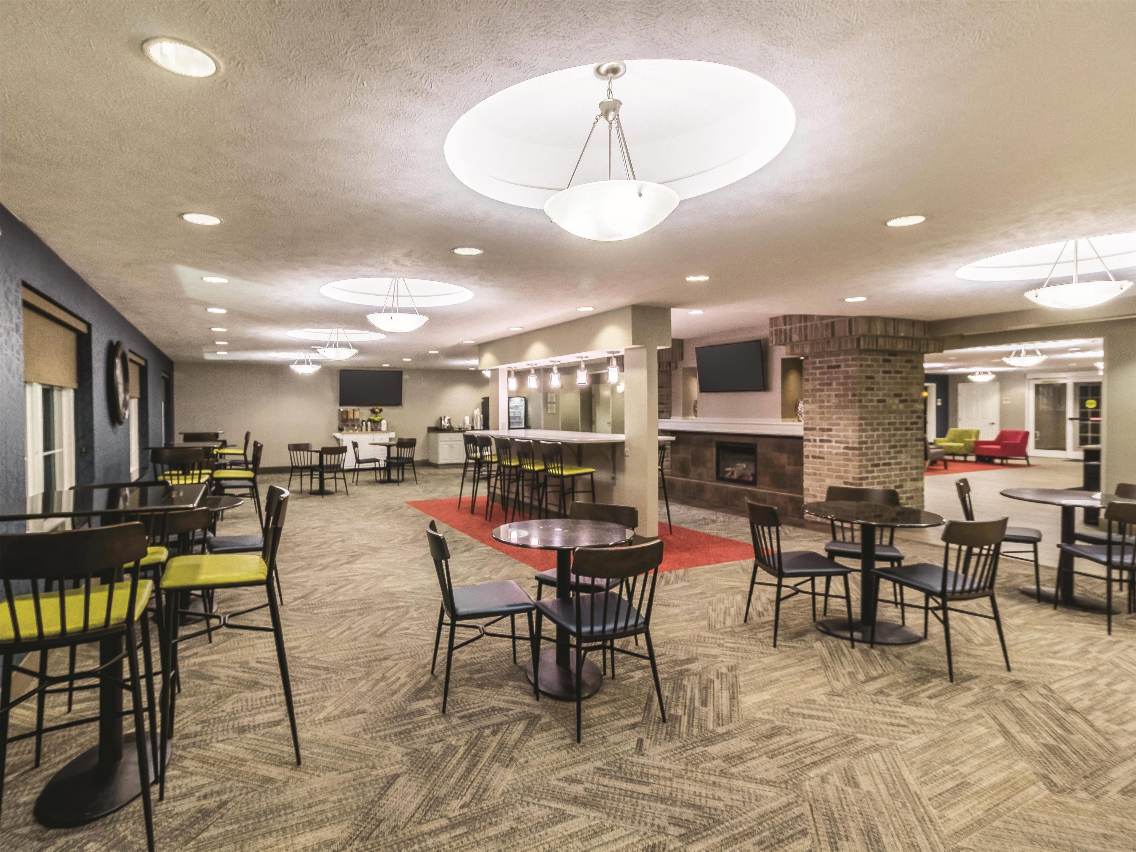 Property amenity | La Quinta Inn & Suites by Wyndham Fargo-Medical Center