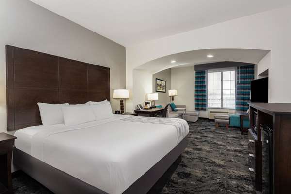 Suite - La Quinta Inn & Suites Columbus - I-65, Exit 68