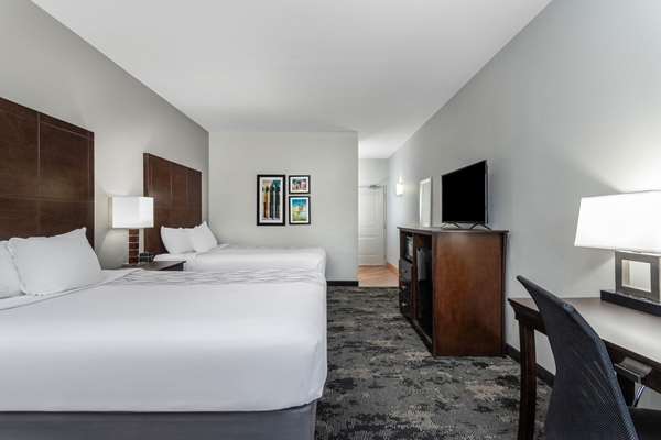  - La Quinta Inn & Suites Columbus - I-65, Exit 68