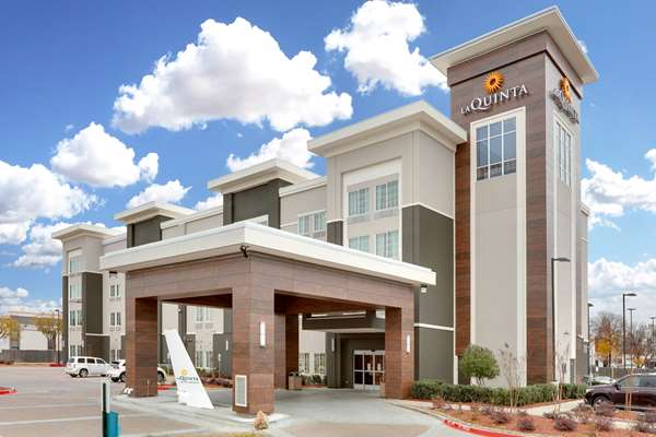 Exterior view - La Quinta Inn & Suites Dallas - I-35, Exit 433B