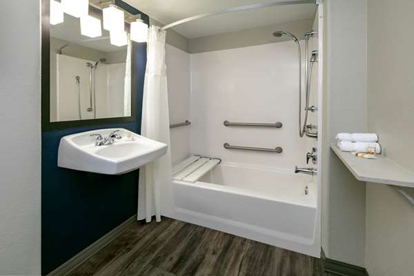  - La Quinta Inn & Suites Horn Lake - I-55 & I-69, Exit 289