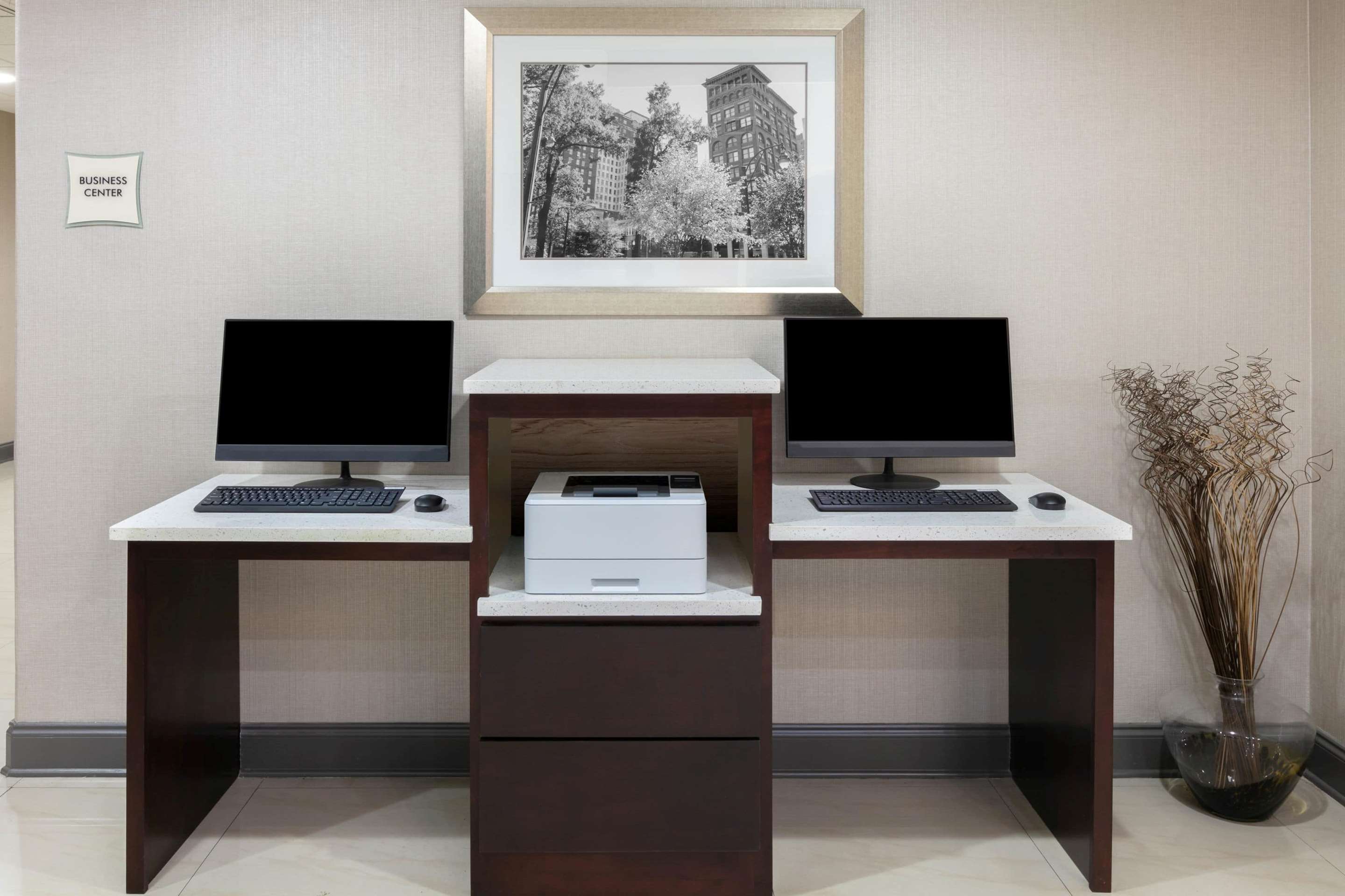 Business Center | La Quinta Inn & Suites by Wyndham Horn Lake / Southaven Area