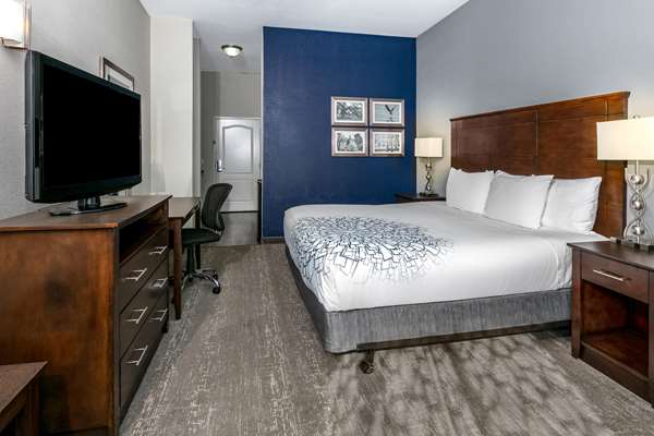  - La Quinta Inn & Suites Horn Lake - I-55 & I-69, Exit 289