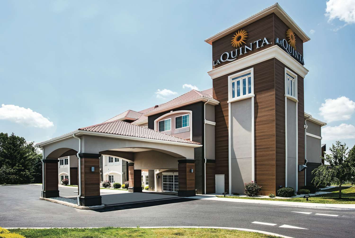 La Quinta Inn & Suites Chambersburg I81, Exit 16, PA See Discounts