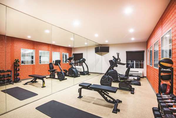 Fitness/ Exercise Room - La Quinta Inn & Suites Chambersburg - I-81, Exit 16