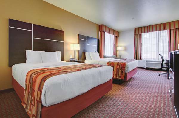  - La Quinta Inn & Suites Gateway Park Denver - I-70, Exit 281 & 282