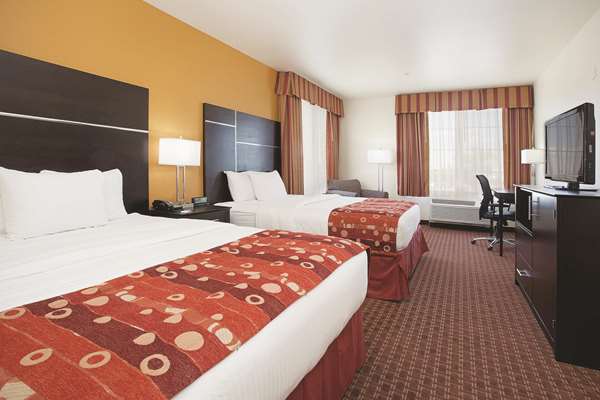  - La Quinta Inn & Suites Gateway Park Denver - I-70, Exit 281 & 282