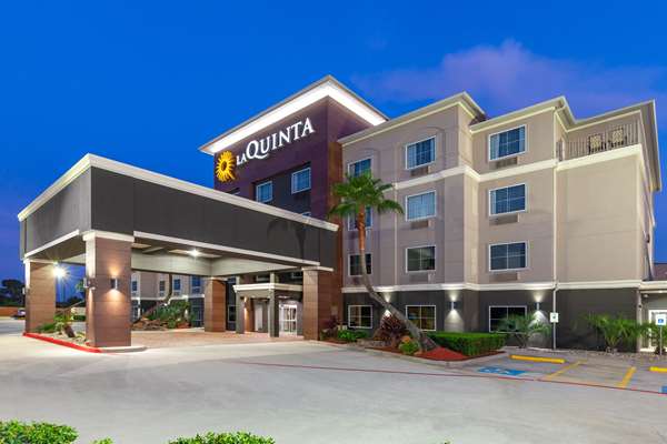 Exterior view - La Quinta Inn & Suites Channelview Houston