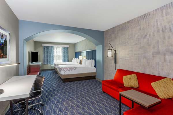 Suite - La Quinta Inn & Suites Channelview Houston