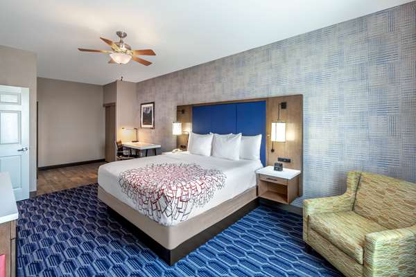 Suite - La Quinta Inn & Suites Channelview Houston