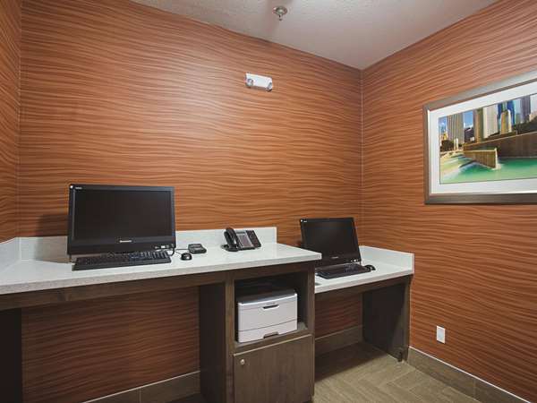 Conference Area - La Quinta Inn & Suites Channelview Houston