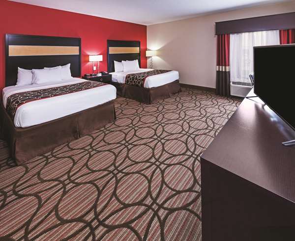  - La Quinta Inn & Suites Wichita Falls