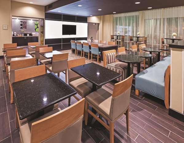  - La Quinta Inn & Suites Wichita Falls