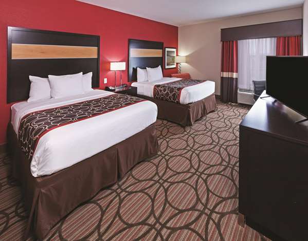  - La Quinta Inn & Suites Wichita Falls