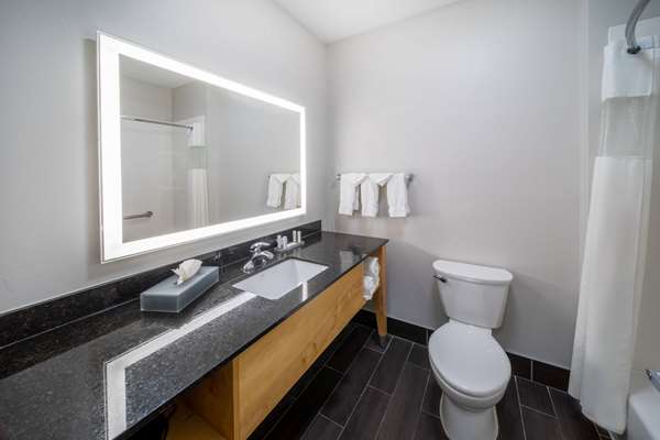  - La Quinta Inn & Suites Wichita Falls