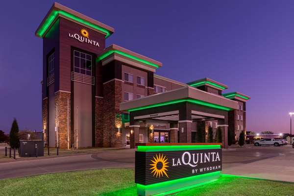 Exterior view - La Quinta Inn & Suites Wichita Falls
