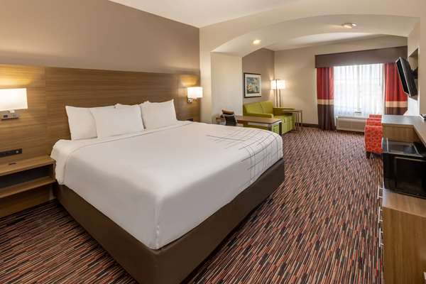  - La Quinta Inn & Suites Wichita Falls