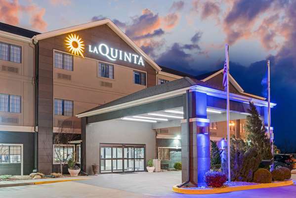 Exterior view - La Quinta Inn & Suites Ada