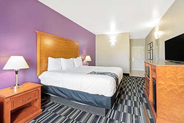  - La Quinta Inn & Suites Ada