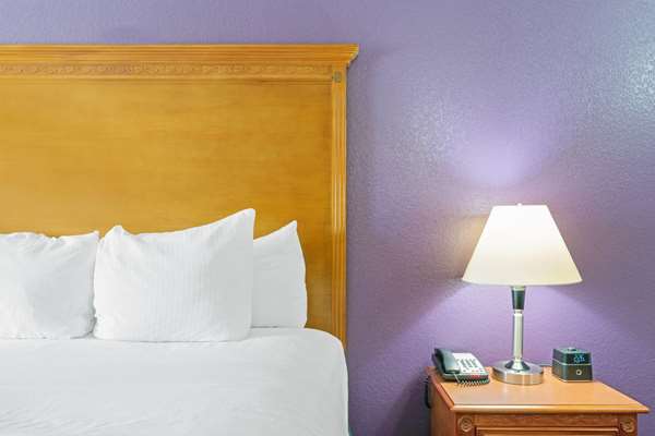  - La Quinta Inn & Suites Ada