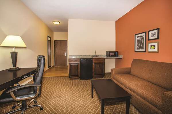  - La Quinta Inn & Suites Ely