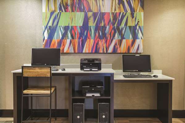 Conference Area - La Quinta Inn & Suites Ely