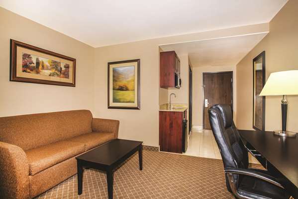  - La Quinta Inn & Suites Ely