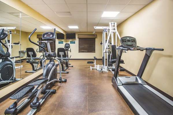 Fitness/ Exercise Room - La Quinta Inn & Suites Ely