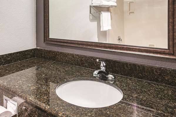  - La Quinta Inn & Suites Davis - I-80, Exit 72