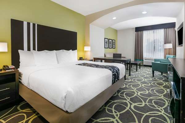  - La Quinta Inn & Suites University Area Tyler